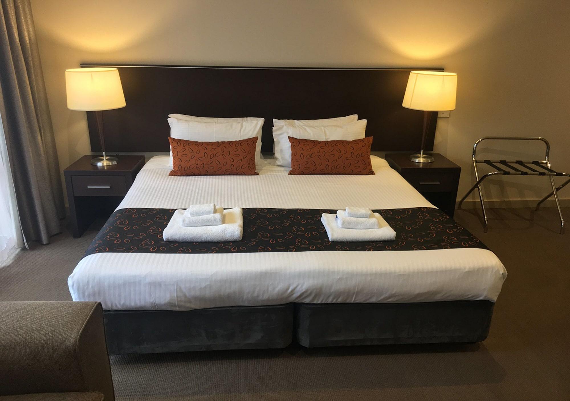 Kimberley Gardens Hotel, Serviced Apartments And Serviced Villas Melbourne Bagian luar foto