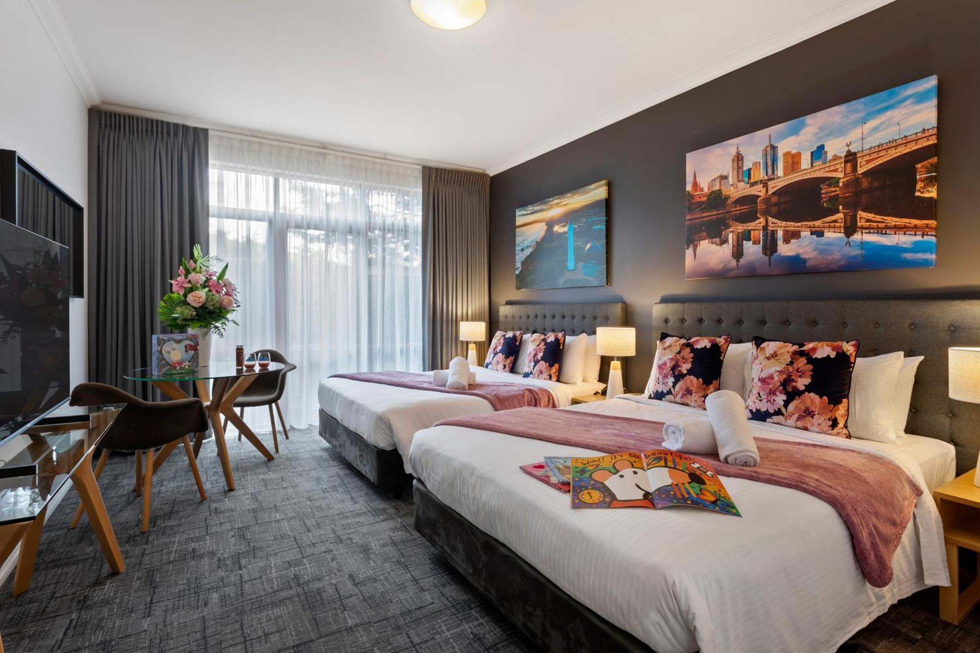 Kimberley Gardens Hotel, Serviced Apartments And Serviced Villas Melbourne Bagian luar foto