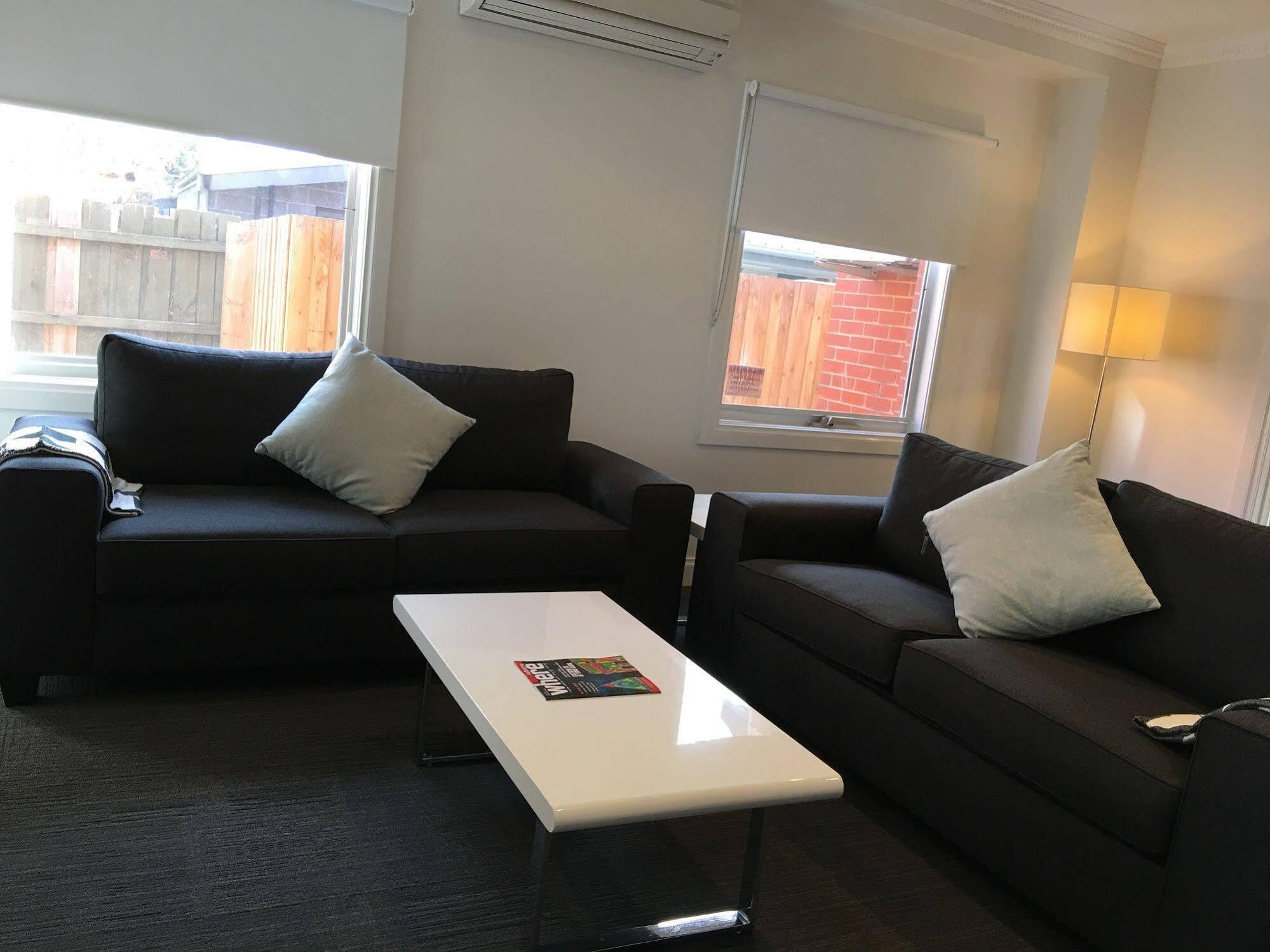 Kimberley Gardens Hotel, Serviced Apartments And Serviced Villas Melbourne Bagian luar foto