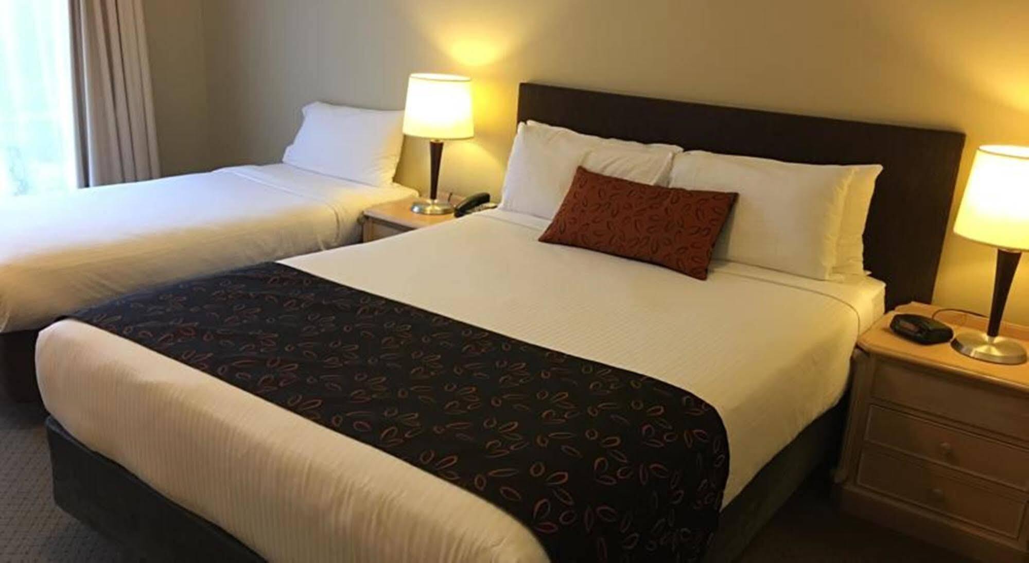 Kimberley Gardens Hotel, Serviced Apartments And Serviced Villas Melbourne Bagian luar foto